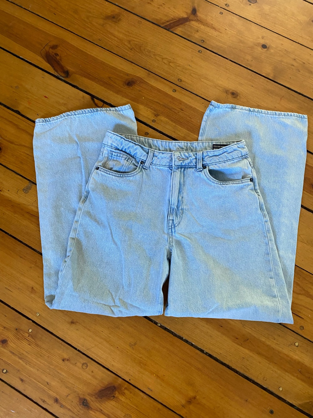 Buffalo high rise wide leg light wash Jeans size 29